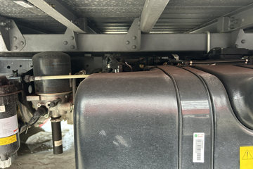 ����HOWO����M 2.3L���� 140���� ������6�� 4.15�׵��������ῨͼƬ