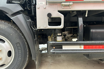 ����HOWO����M 2.3L���� 140���� ������6�� 4.15�׵��������ῨͼƬ