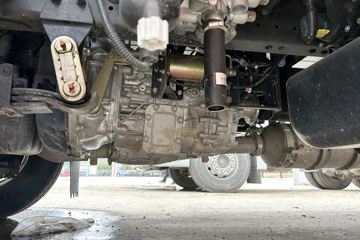 ����HOWO����M 2.3L���� 140���� ������6�� 4.15�׵��������ῨͼƬ