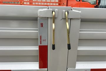 ����HOWO����M 2.3L���� 140���� ������6�� 4.15�׵��������ῨͼƬ