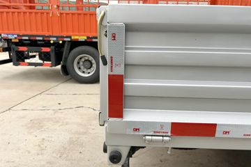 ����HOWO����M 2.3L���� 140���� ������6�� 4.15�׵��������ῨͼƬ