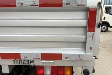 ����HOWO����M 2.3L���� 140���� ������6�� 4.15�׵��������ῨͼƬ