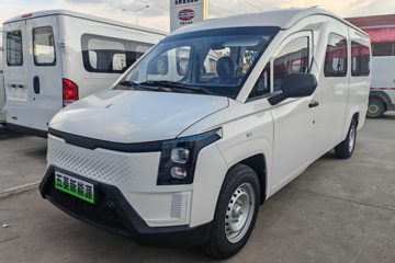 予风汽车 黄金仓 2025款 超值版 6座 纯电动轻客 弗迪42.3kWh