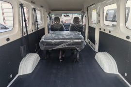 黄金仓&nbsp;电动封闭厢货货厢图片