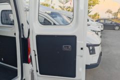 予风汽车 黄金仓 2025款 超值版 6座 纯电动轻客 弗迪42.3kWh