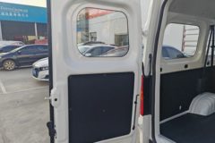 予风汽车 黄金仓 2025款 超值版 6座 纯电动轻客 弗迪42.3kWh