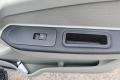 中国重汽HOWO 统帅 151马力 4.15米单排栏板轻卡(法士特8档) 中国重汽HOWO 统帅 151马力 4.15米单排栏板轻卡(法士特8档)