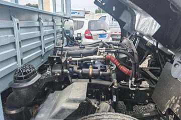 �й�����HOWO ͳ˧ 151���� 4.15�׵��������Ῠ(��ʿ��8��)ͼƬ