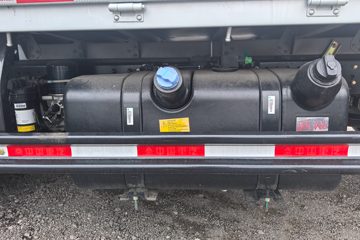 �й�����HOWO ͳ˧ 151���� 4.15�׵��������Ῠ(��ʿ��8��)ͼƬ