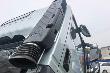 �й�����HOWO ͳ˧ 151���� 4.15�׵��������Ῠ(��ʿ��8��)ͼƬ