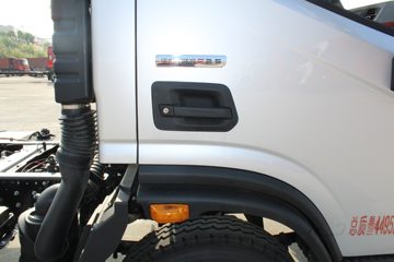 �������M�� 2.3L���� 142���� ������5�� Һɲ 3.7�׵��Ų�դʽ΢��ͼƬ