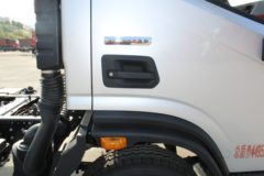 福田奥铃M卡 2.3L柴油 142马力 万里扬5档 液刹 3.7米单排仓栅式微卡