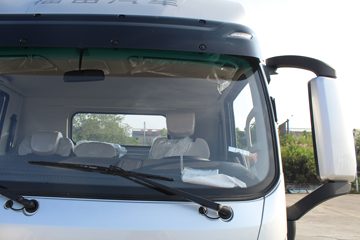 �������M�� 2.3L���� 142���� ������5�� Һɲ 3.7�׵��Ų�դʽ΢��ͼƬ
