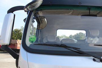 �������M�� 2.3L���� 142���� ������5�� Һɲ 3.7�׵��Ų�դʽ΢��ͼƬ
