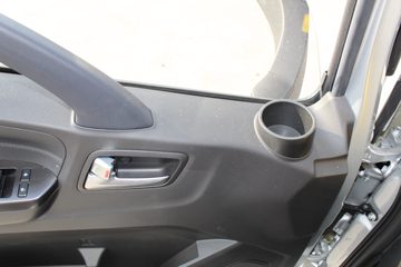 �������M�� 2.3L���� 142���� ������5�� Һɲ 3.7�׵��Ų�դʽ΢��ͼƬ