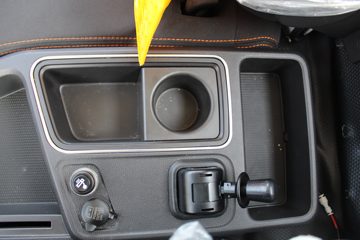 �������M�� 2.3L���� 142���� ������5�� Һɲ 3.7�׵��Ų�դʽ΢��ͼƬ