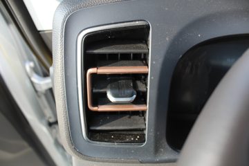 �������M�� 2.3L���� 142���� ������5�� Һɲ 3.7�׵��Ų�դʽ΢��ͼƬ