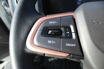 �������M�� 2.3L���� 142���� ������5�� Һɲ 3.7�׵��Ų�դʽ΢��ͼƬ