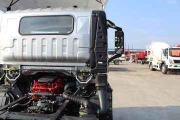 �������M�� 2.3L���� 142���� ������5�� Һɲ 3.7�׵��Ų�դʽ΢��ͼƬ
