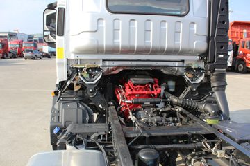 �������M�� 2.3L���� 142���� ������5�� Һɲ 3.7�׵��Ų�դʽ΢��ͼƬ