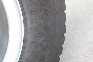 �������M�� 2.3L���� 142���� ������5�� Һɲ 3.7�׵��Ų�դʽ΢��ͼƬ