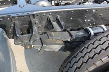 �������M�� 2.3L���� 142���� ������5�� Һɲ 3.7�׵��Ų�դʽ΢��ͼƬ