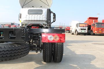 �������M�� 2.3L���� 142���� ������5�� Һɲ 3.7�׵��Ų�դʽ΢��ͼƬ
