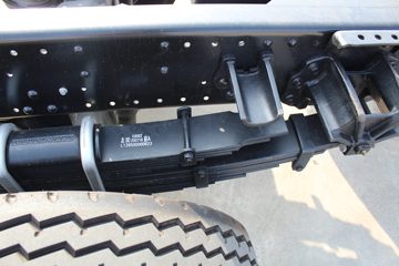 �������M�� 2.3L���� 142���� ������5�� Һɲ 3.7�׵��Ų�դʽ΢��ͼƬ