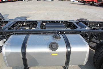 �������M�� 2.3L���� 142���� ������5�� Һɲ 3.7�׵��Ų�դʽ΢��ͼƬ