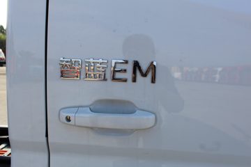 �����������EM 3.8�׵��Ŵ��綯��ʽ΢�� ����ʱ��77.28kWhͼƬ