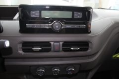 江铃E福顺 2025款 明窗版 纯电动 7座 5.185米中轴低顶轻客 53.58kWh