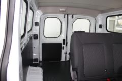 江铃E福顺 2025款 明窗版 纯电动 7座 5.185米中轴低顶轻客 53.58kWh