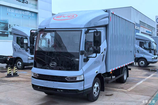 十月圆满结束时间过的快,接下来就是落叶,下雪,过年你看时间等过谁