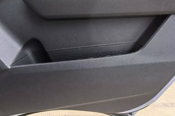 ���ǵ�T5EV �Ƹ��� 4.5T 4.03�׵��Ŵ��綯��ʽ�Ῠ100kWhͼƬ