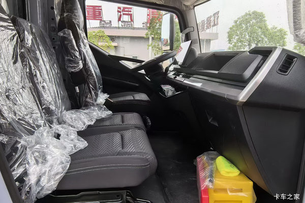 T5电动载货车限时促销中 优惠0.4万