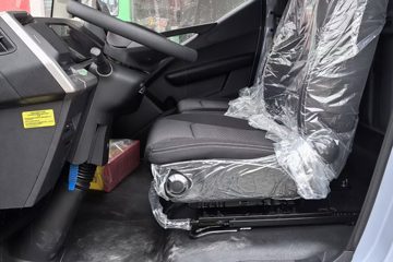 ���ǵ�T5EV �Ƹ��� 4.5T 4.03�׵��Ŵ��綯��ʽ�Ῠ100kWhͼƬ