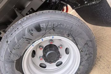 ���ǵ�T5EV �Ƹ��� 4.5T 4.03�׵��Ŵ��綯��ʽ�Ῠ100kWhͼƬ