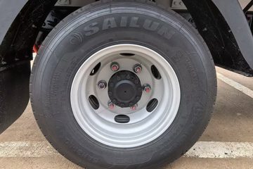 ���ǵ�T5EV �Ƹ��� 4.5T 4.03�׵��Ŵ��綯��ʽ�Ῠ100kWhͼƬ