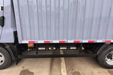 ���ǵ�T5EV �Ƹ��� 4.5T 4.03�׵��Ŵ��綯��ʽ�Ῠ100kWhͼƬ