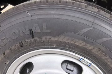 ���ǵ�T5EV �Ƹ��� 4.5T 4.03�׵��Ŵ��綯��ʽ�Ῠ100kWhͼƬ