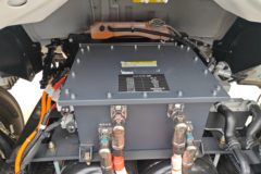 解放虎6G 4.16米单排纯电动厢式轻卡 弗迪96.2kWh