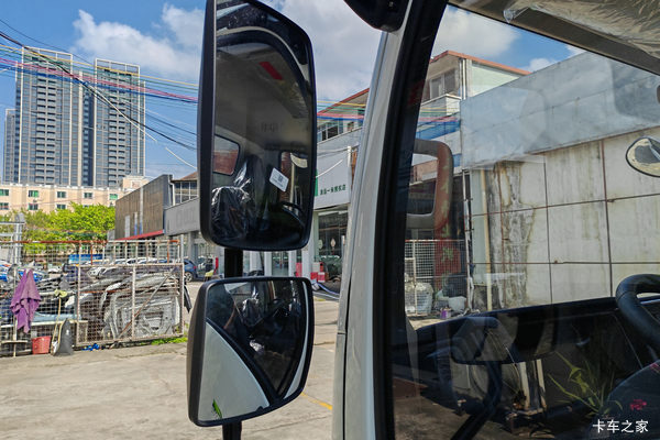 抢购在行动!广州市五十铃翼放EM载货车降价大放送,立降0.5万 抢购在行动!广州市五十铃翼放EM载货车降价大放送,立降0.5万