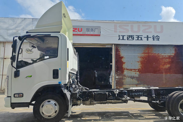 惊喜不断,降0.5万!广州市五十铃翼放EM载货车系列超值回馈, 惊喜不断,降0.5万!广州市五十铃翼放EM载货车系列超值回馈,