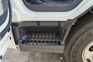 ������ʮ�� ����EMT7 2.5L���� 152���� ������6�� ��ɲ 4.2�׵��Ų�դʽ�ῨͼƬ