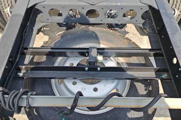 ������ʮ�� ����EMT7 2.5L���� 152���� ������6�� ��ɲ 4.2�׵��Ų�դʽ�ῨͼƬ