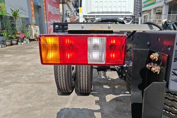 ������ʮ�� ����EMT7 2.5L���� 152���� ������6�� ��ɲ 4.2�׵��Ų�դʽ�ῨͼƬ