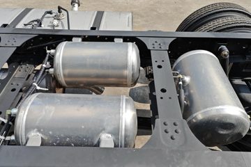 ������ʮ�� ����EMT7 2.5L���� 152���� ������6�� ��ɲ 4.2�׵��Ų�դʽ�ῨͼƬ