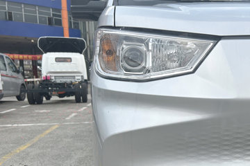 �������ó� ����X7 ������������� Һɲ 3.815�׵��Ŵ��綯����΢�� ����62.98kWhͼƬ