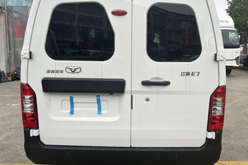 ��������E7 2025�� ���˳���� 6�� ���綯��� ����62.98kWhͼƬ