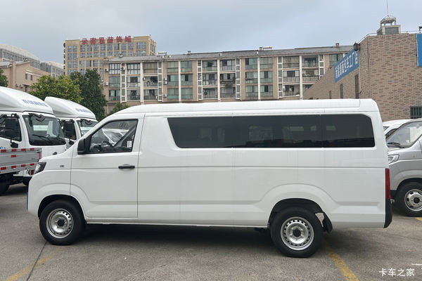本次“奇瑞商用车(原开瑞汽车) 电动封闭厢货 凯翼江豚E7优惠促